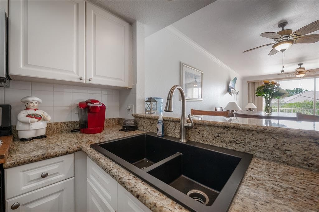 119 BRENT CIRCLE photo 23