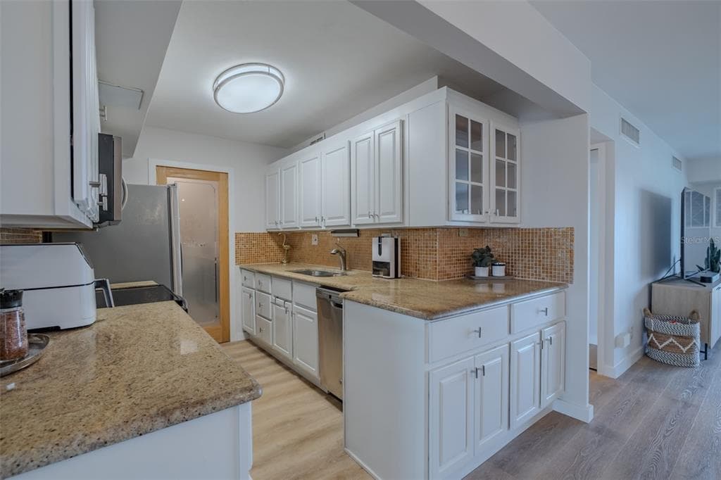 10355 PARADISE BOULEVARD 511 photo 11