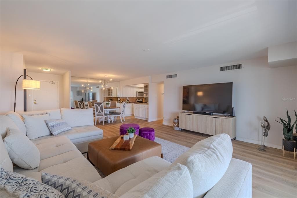 10355 PARADISE BOULEVARD 511 photo 19