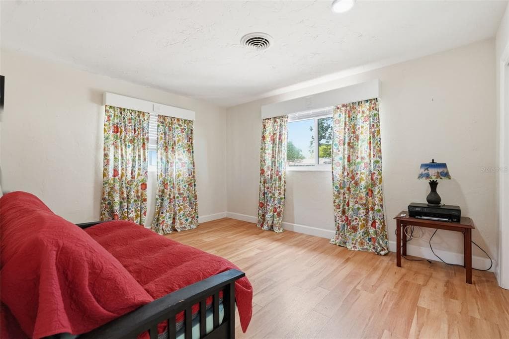179 E CANAL DRIVE photo 23