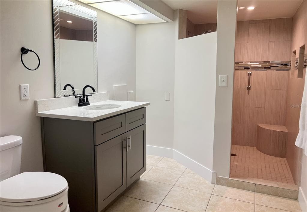 632 EDGEWATER DRIVE 139 photo 19