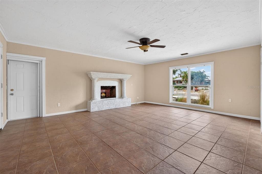 2555 CONSTITUTION BOULEVARD photo 17