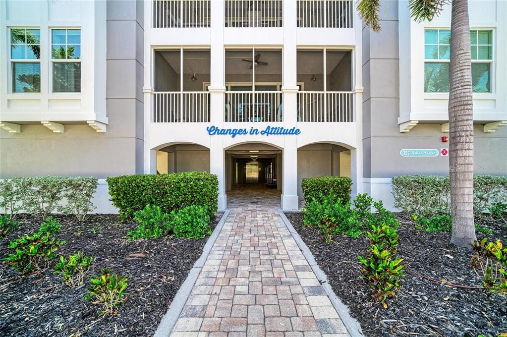 392 ARUBA CIRCLE 102 photo 4