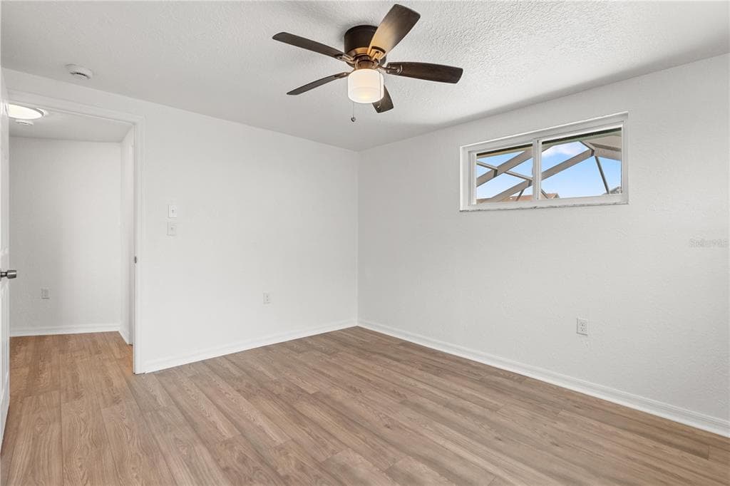 13912 DARLENE AVENUE photo 15