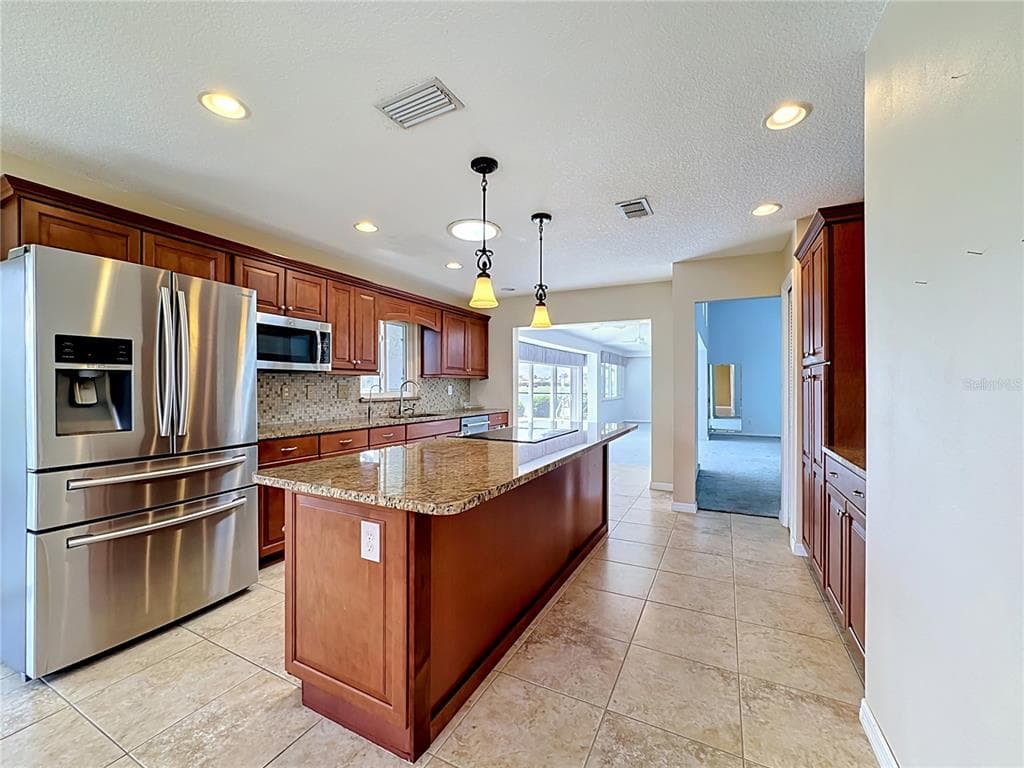 2007 WEDGE COURT photo 16