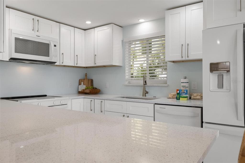 118 9TH STREET N photo 10