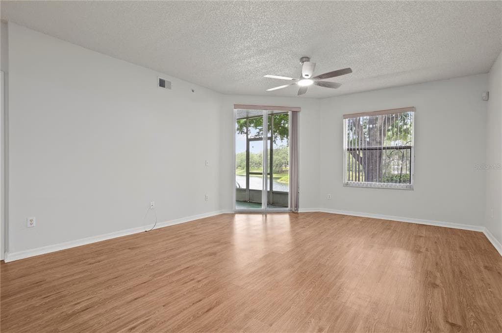 580 CRANES WAY 152 photo 7