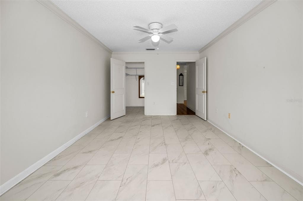 100 BLUFF VIEW DRIVE 608C photo 20