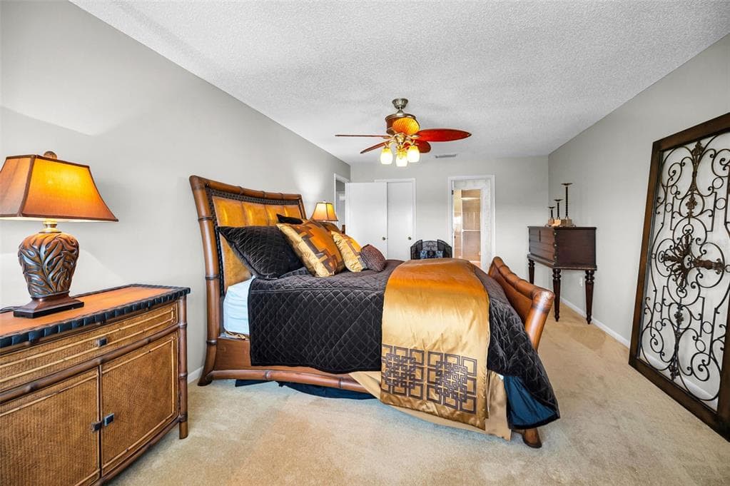 100 BLUFF VIEW DRIVE 514C photo 22