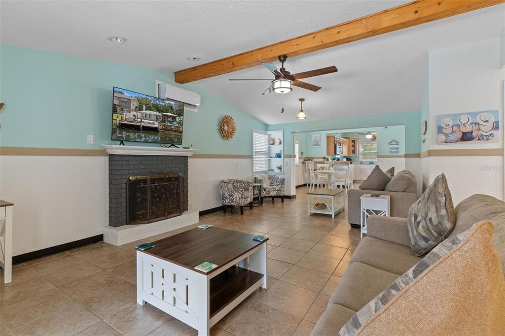 6245 WAVERLY ROAD photo 9