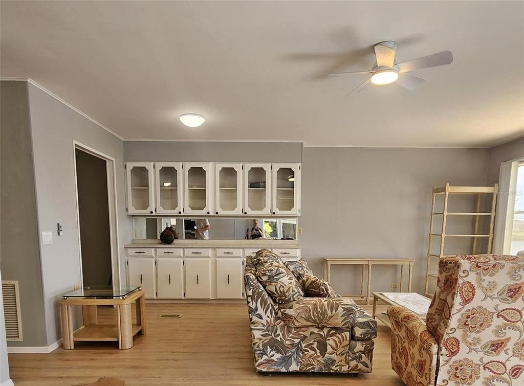 132 BERMUDA WAY photo 13