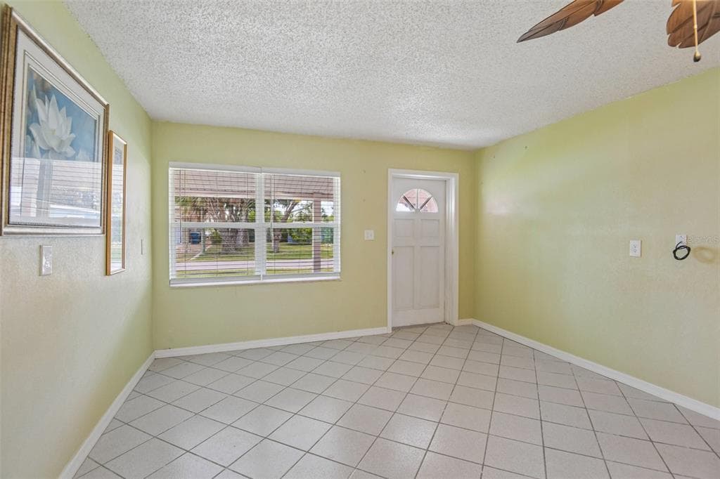 3303 MINNOW CREEK DRIVE photo 8