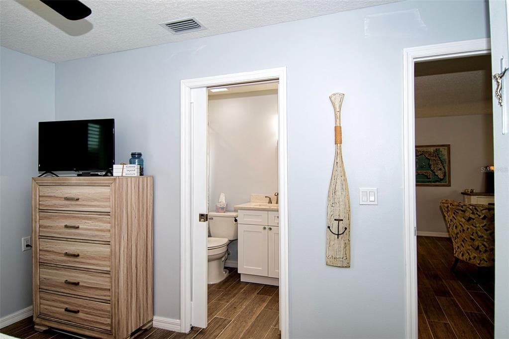 6420 BOATYARD DRIVE photo 22