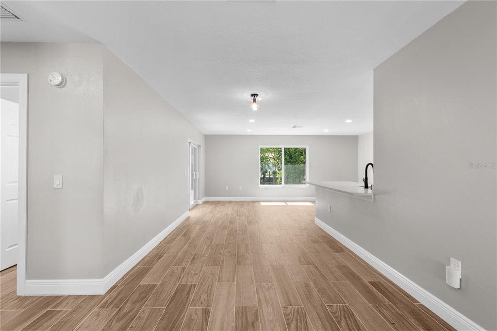 901 24TH AVENUE W photo 13
