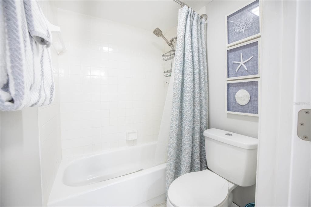 7300 SUN ISLAND DRIVE S 602 photo 25