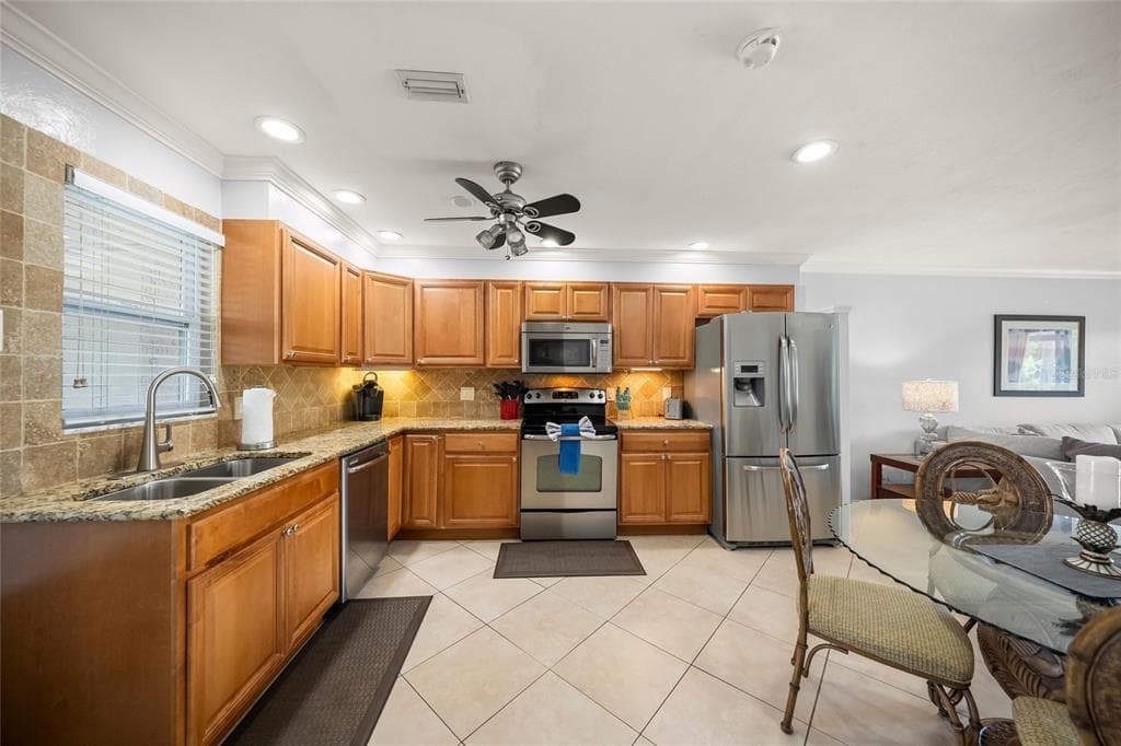 5619 MIDNIGHT PASS ROAD 503 photo 5