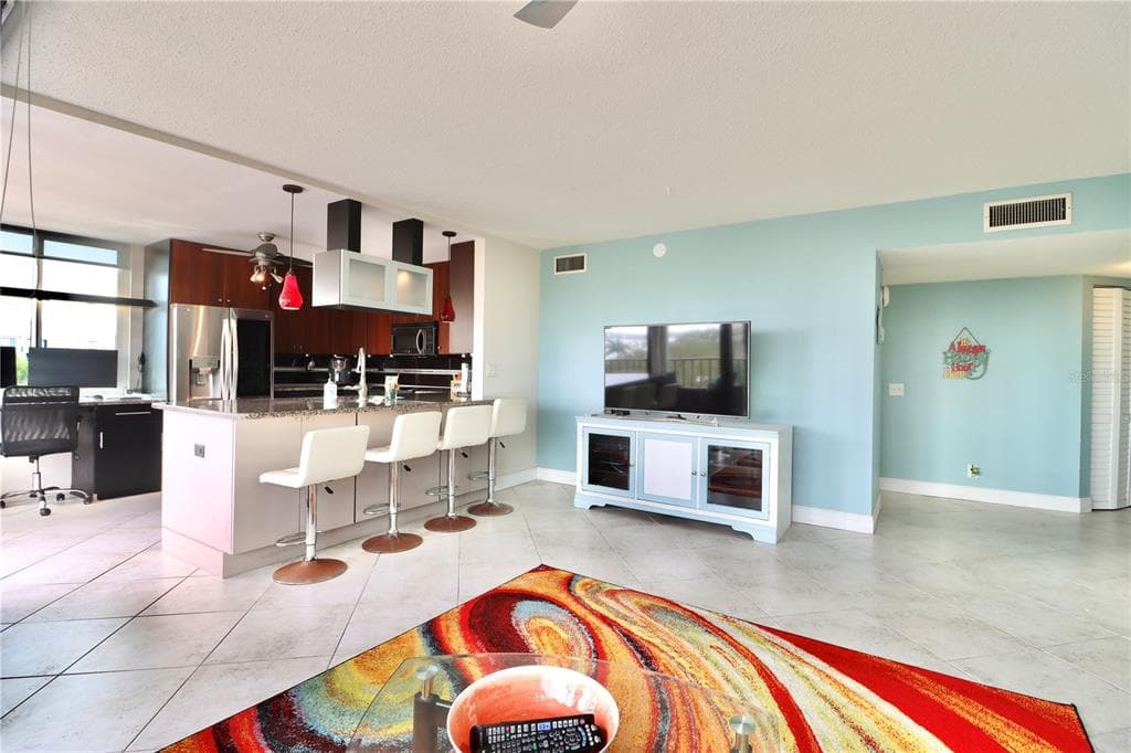 6219 PALMA DEL MAR BOULEVARD S 504 photo 7