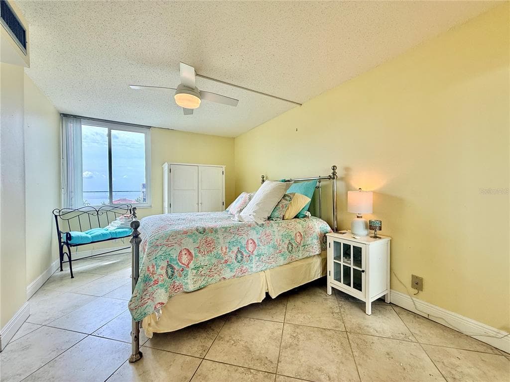 6219 PALMA DEL MAR BOULEVARD S 504 photo 18