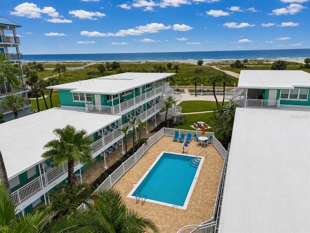 11730 GULF BOULEVARD 31 photo 17