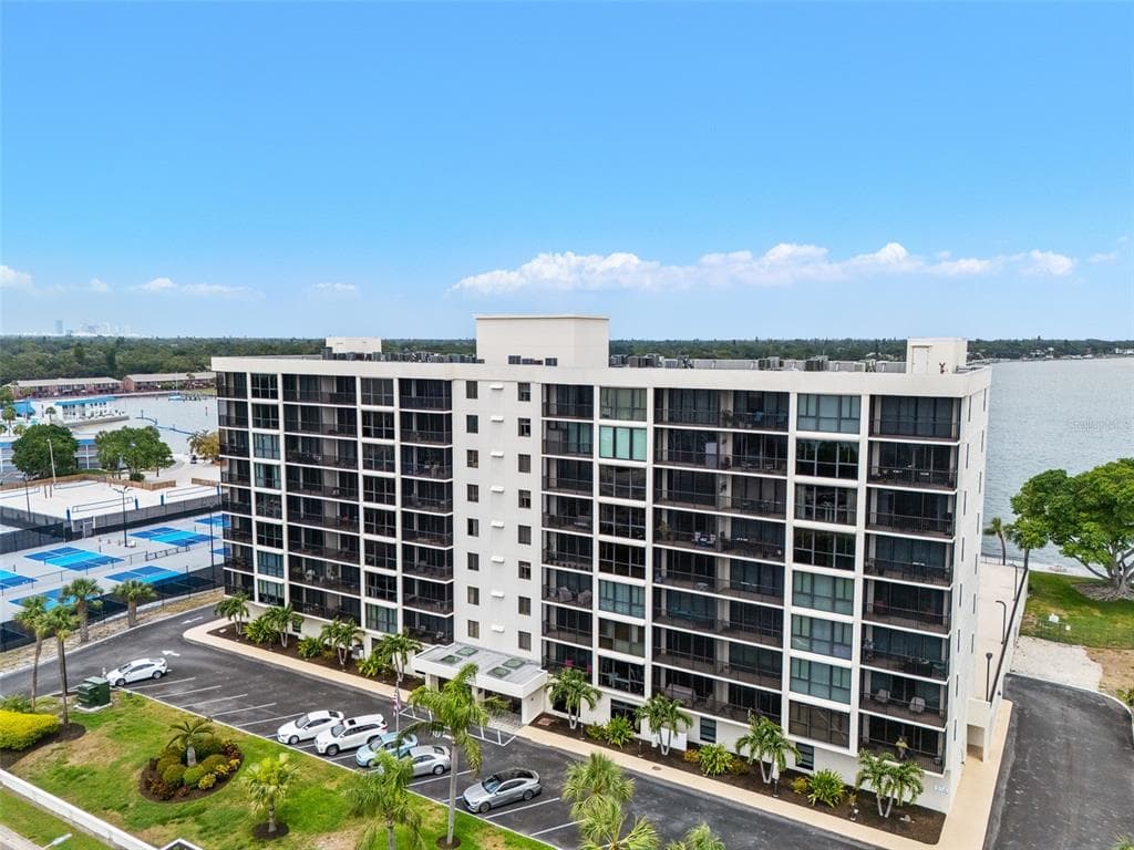 7100 SUNSHINE SKYWAY LANE S 701 photo 1