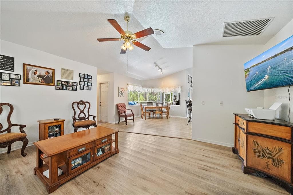 1687 WISE DRIVE photo 15