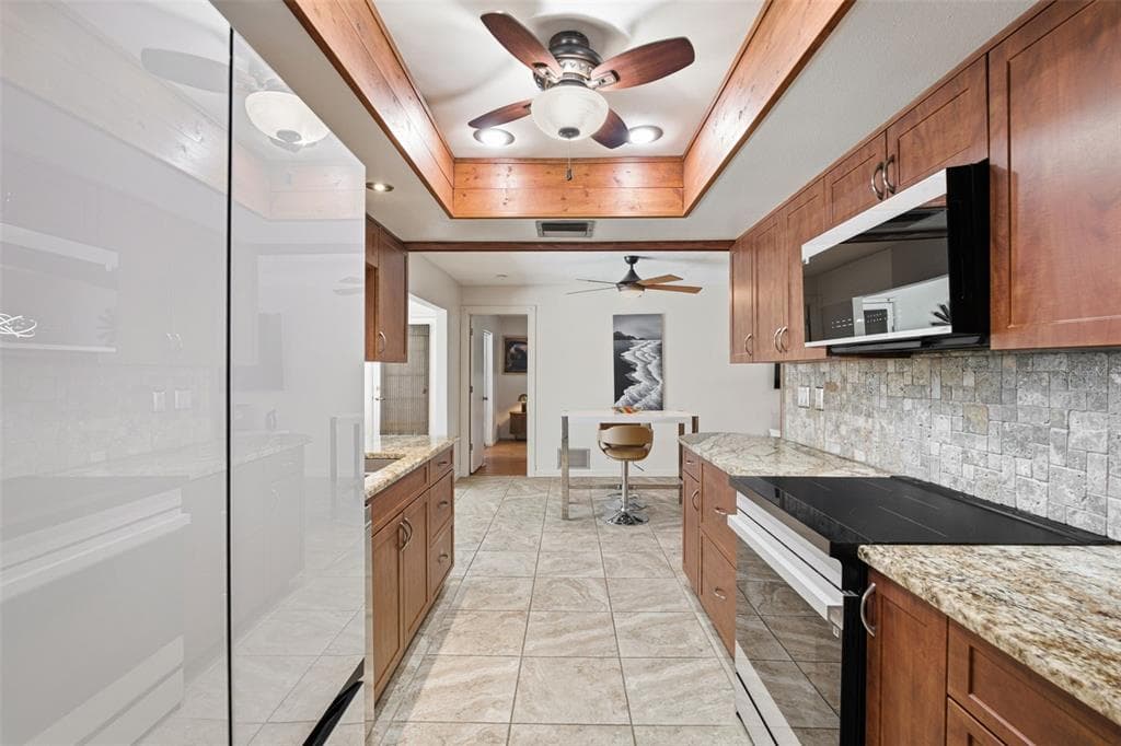 18881 MCGRATH CIRCLE photo 6