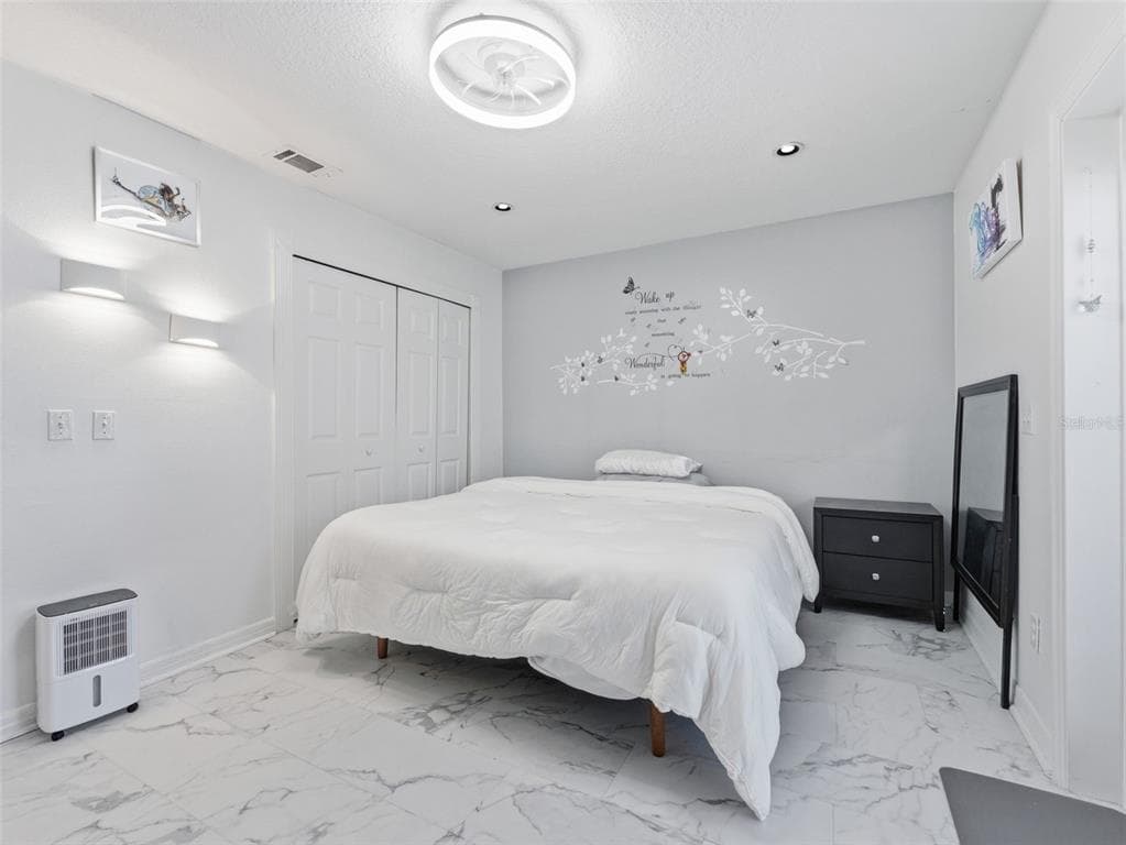 6640 WINDING OAK DRIVE photo 18