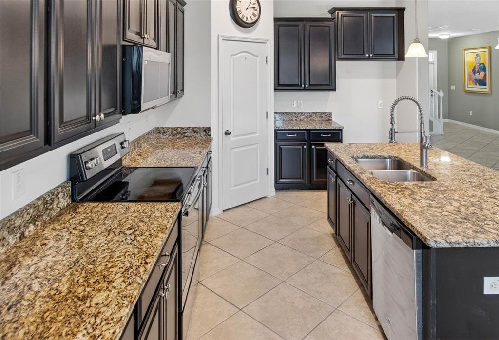 13415 WHITE SAPPHIRE ROAD photo 18