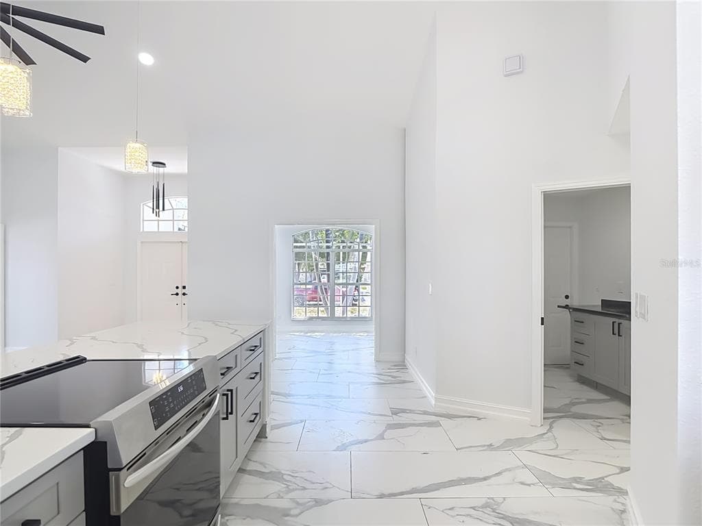 2503 AVIATION PARKWAY photo 20