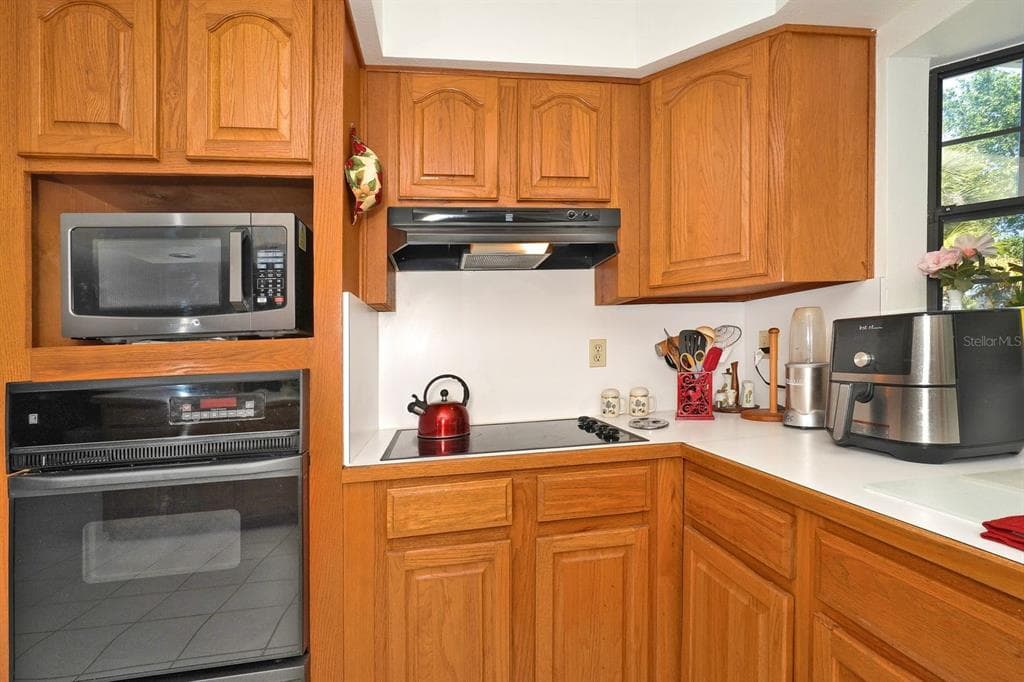 2080 NEWFOUND HARBOR DRIVE photo 14