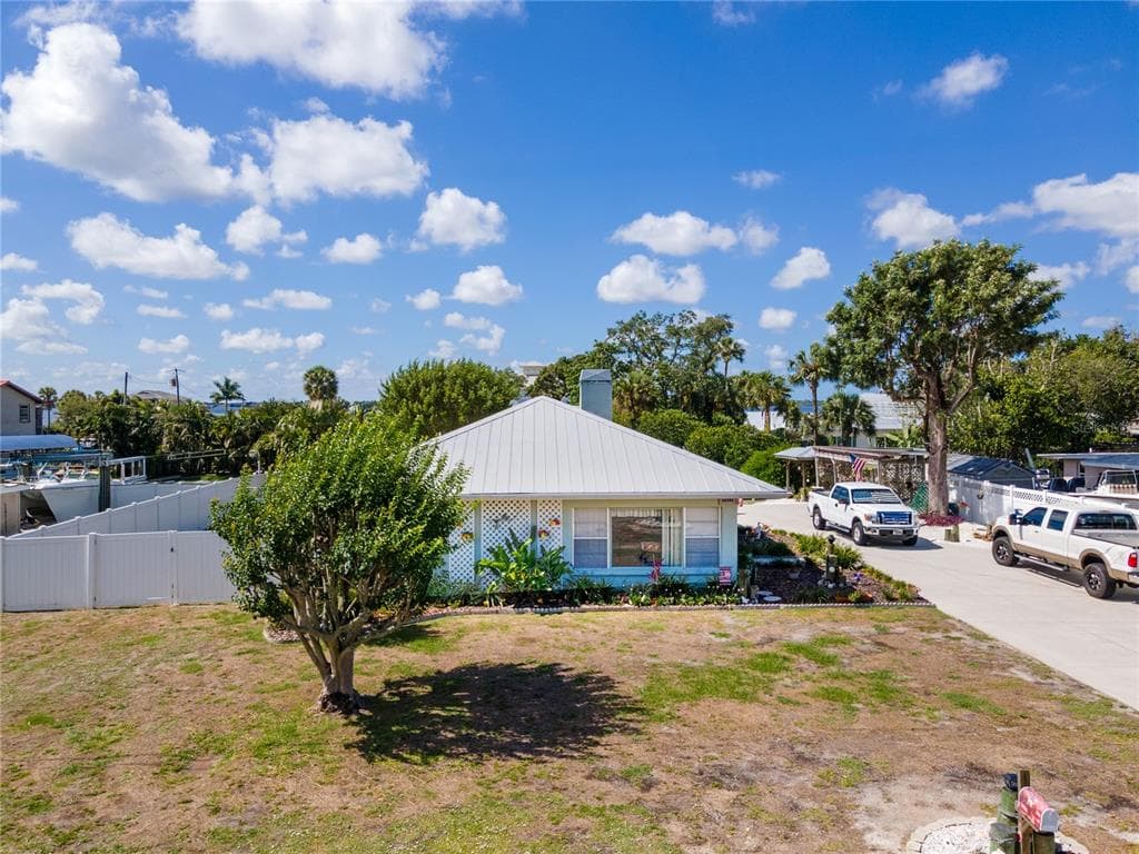 4517 8TH STREET COURT E photo 12