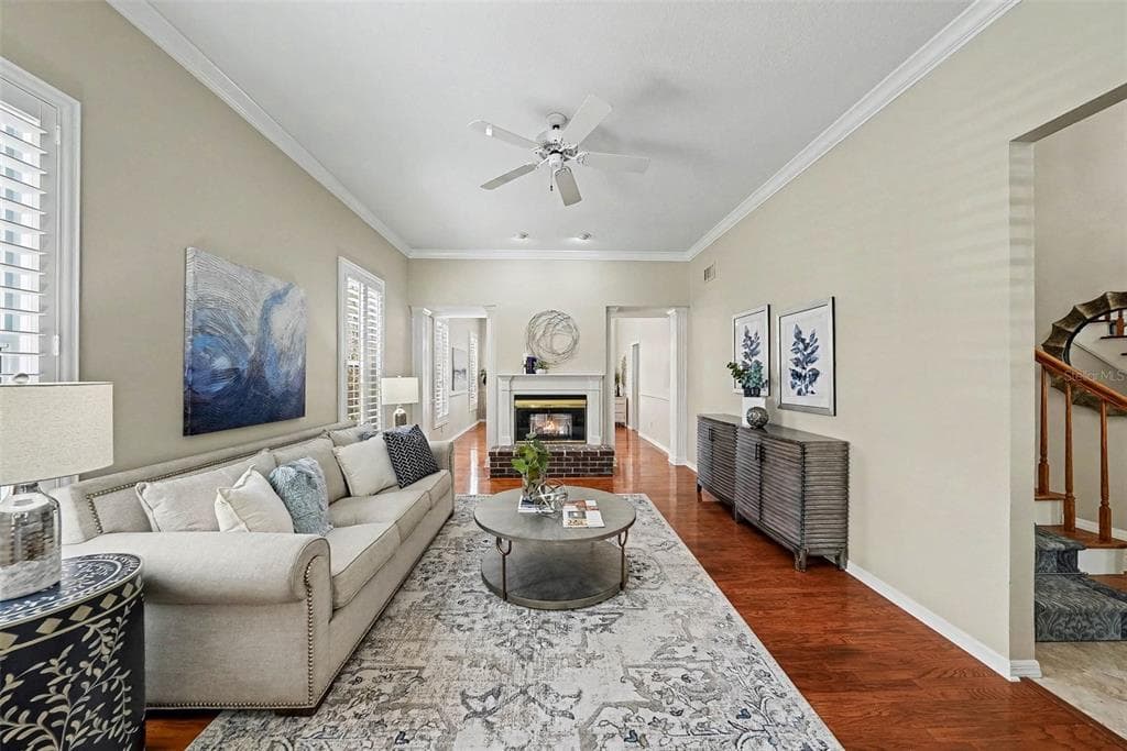 833 MARCO DRIVE NE photo 10