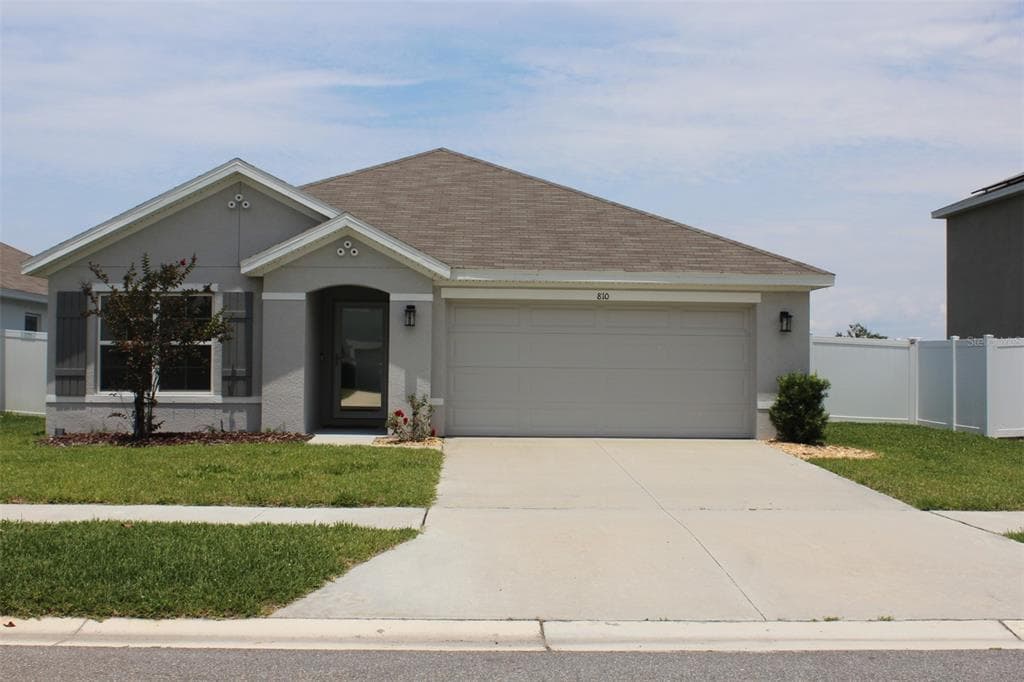 810 WILL SCARLETT AVENUE photo 1