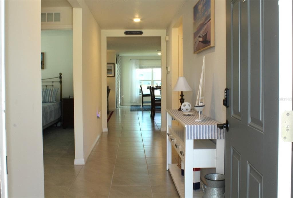 810 WILL SCARLETT AVENUE photo 4