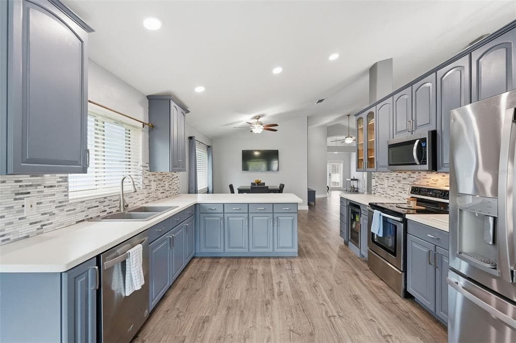 355 VENTURA DRIVE photo 6