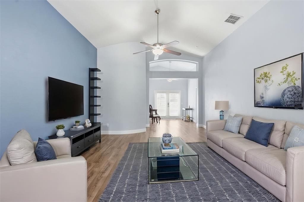 355 VENTURA DRIVE photo 5