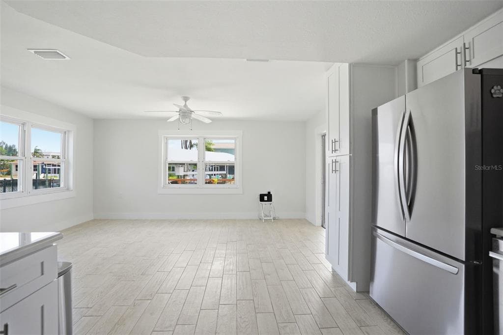 13840 BARNARD AVENUE photo 19
