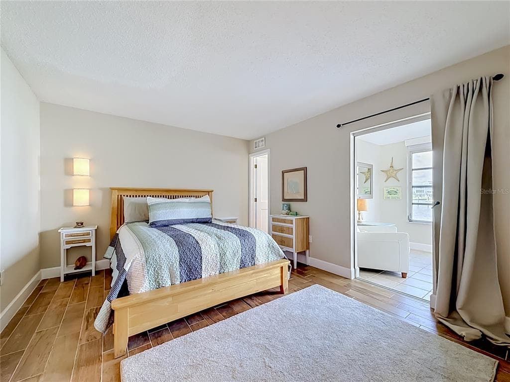 5925 SHORE BOULEVARD S 107 photo 23