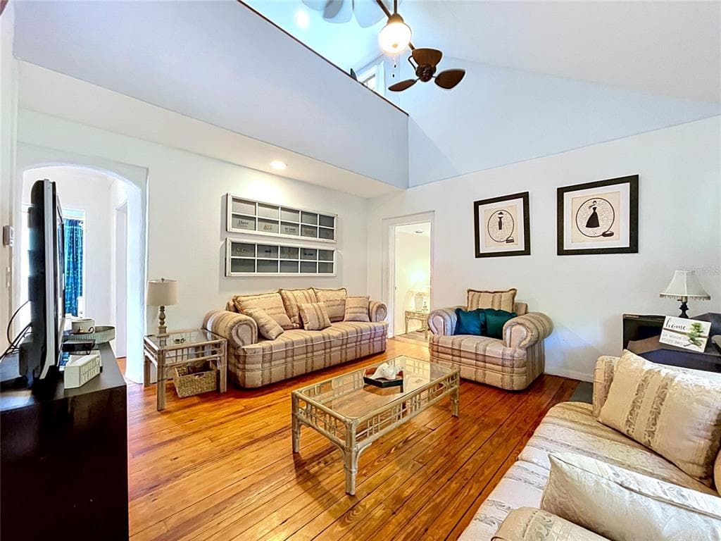 10824 PALMETTO STREET photo 16