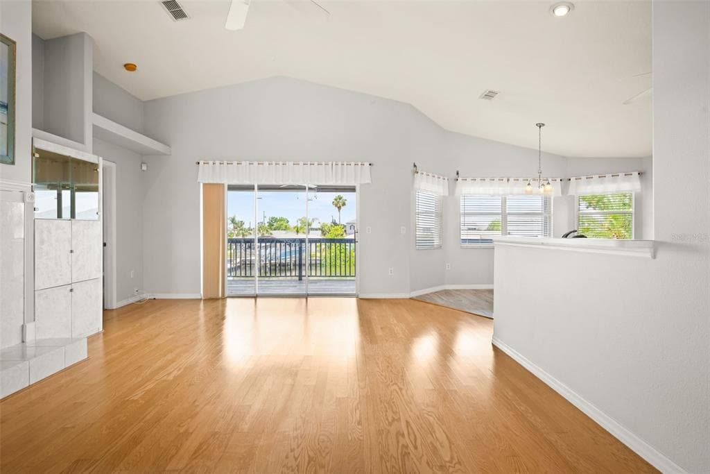 4263 TAHITI DRIVE photo 7
