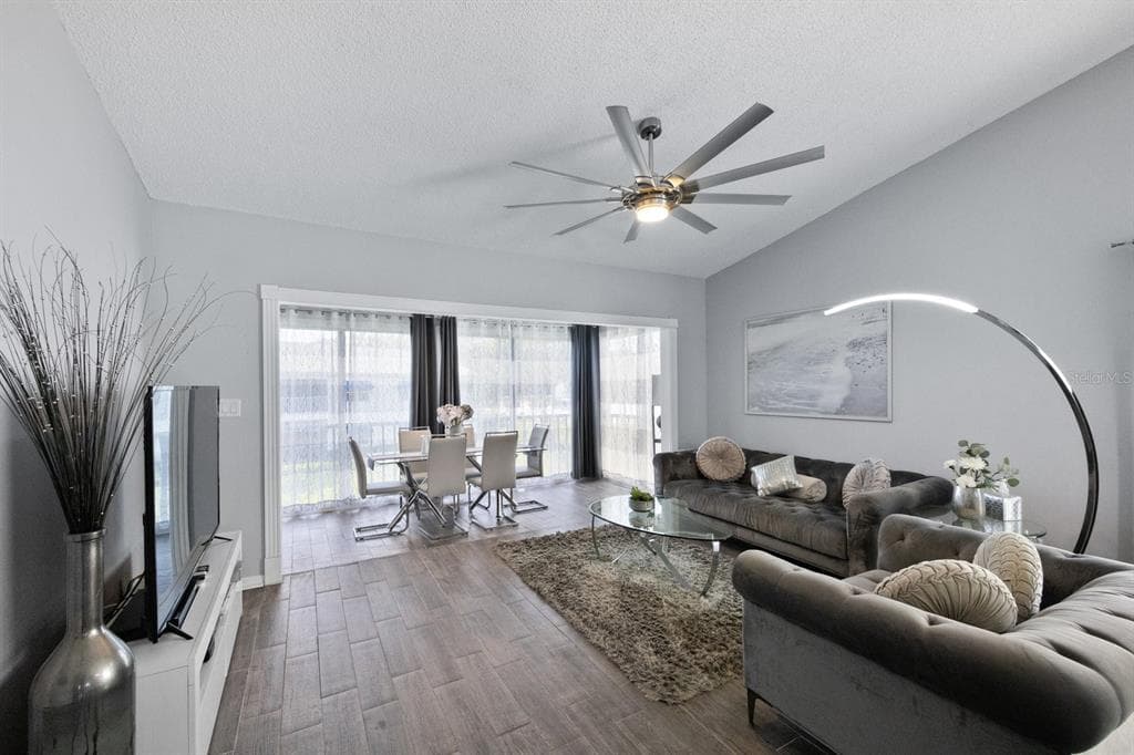 11600 SHIPWATCH DRIVE 1417 photo 12