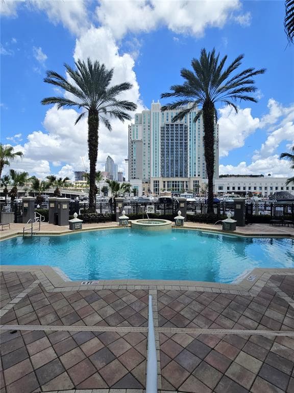 700 S HARBOUR ISLAND BOULEVARD 646 photo 4
