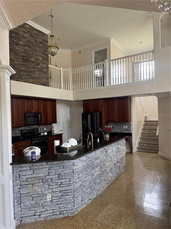317 COUNTRY MEADOWS WAY photo 4