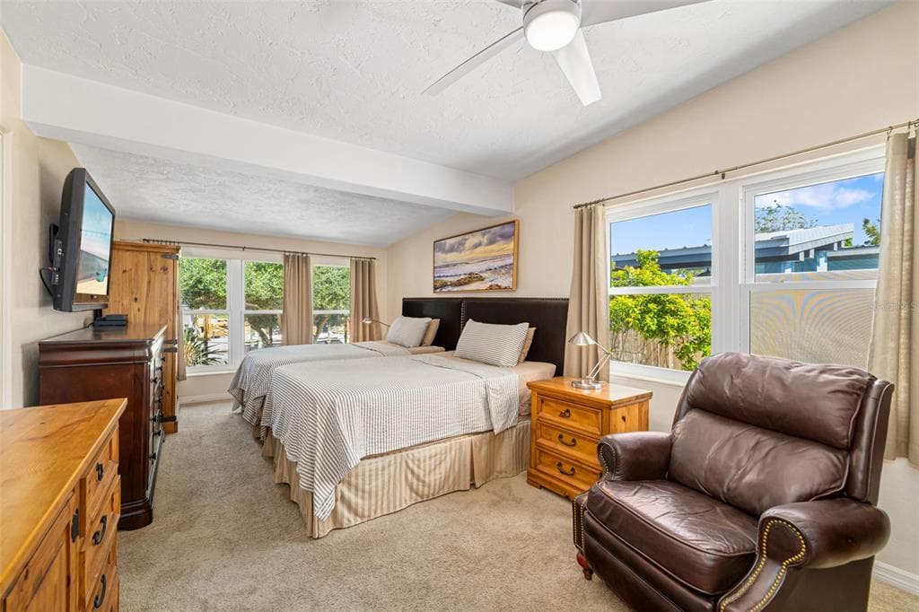 302 BRYN MAWR ISLAND photo 15