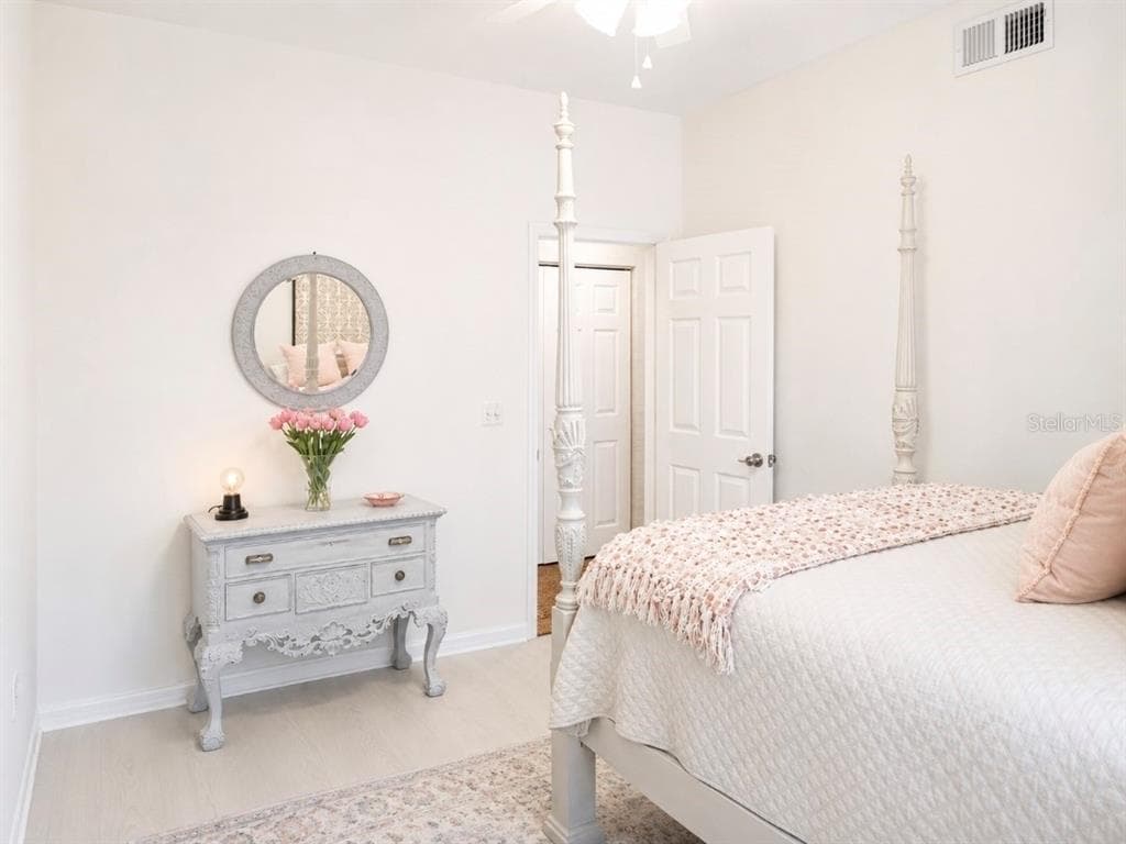 8360 WINGATE DRIVE 811 photo 16