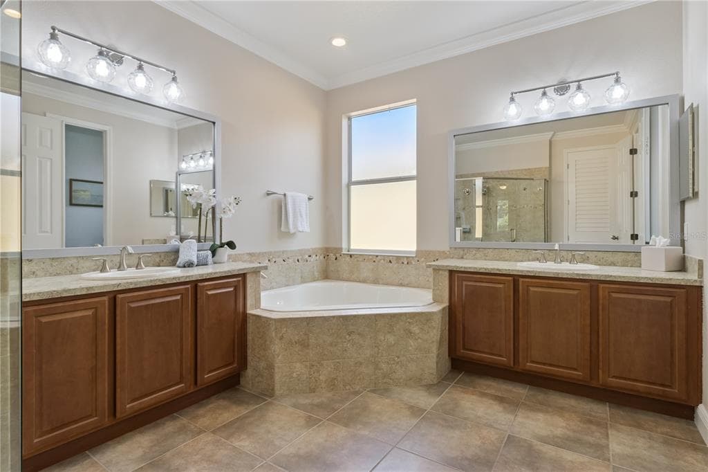 2341 EAGLE TALON COURT photo 25