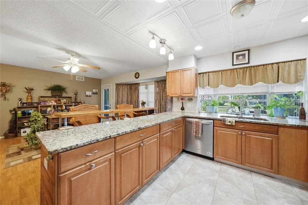 6127 OTIS ROAD photo 13