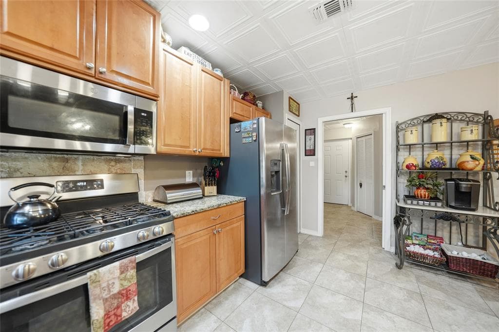 6127 OTIS ROAD photo 14