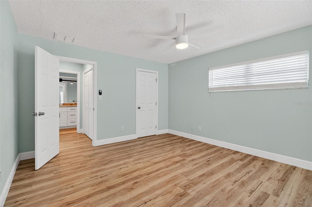 7957 10TH AVENUE S photo 18