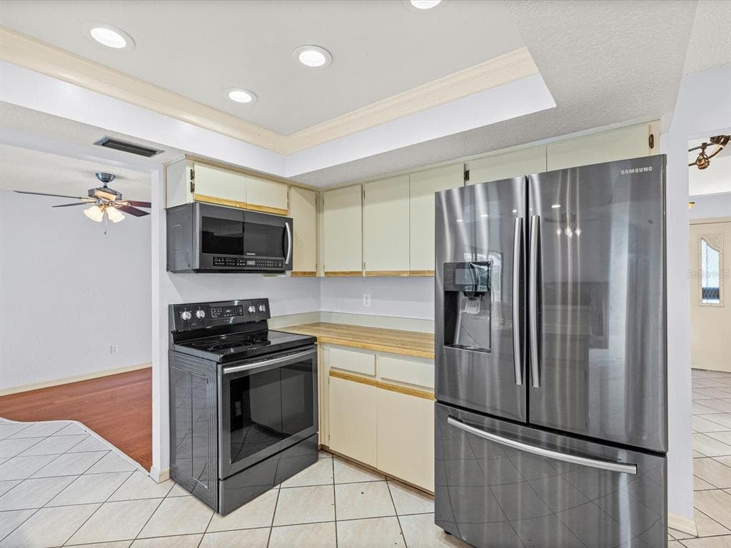 10843 HARBORSIDE DRIVE photo 23